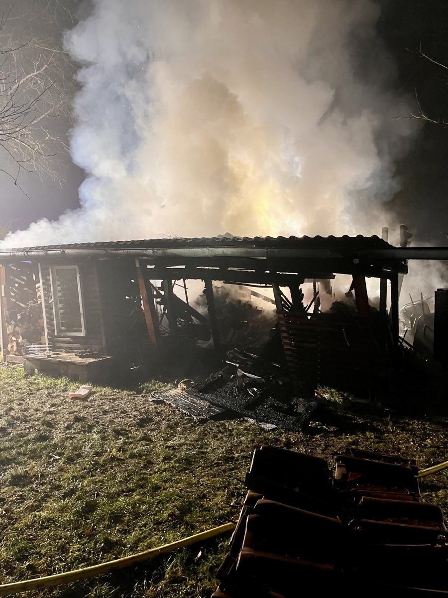 Einsatz 30/25 - BR 4 Brand außerhalb Gebäude